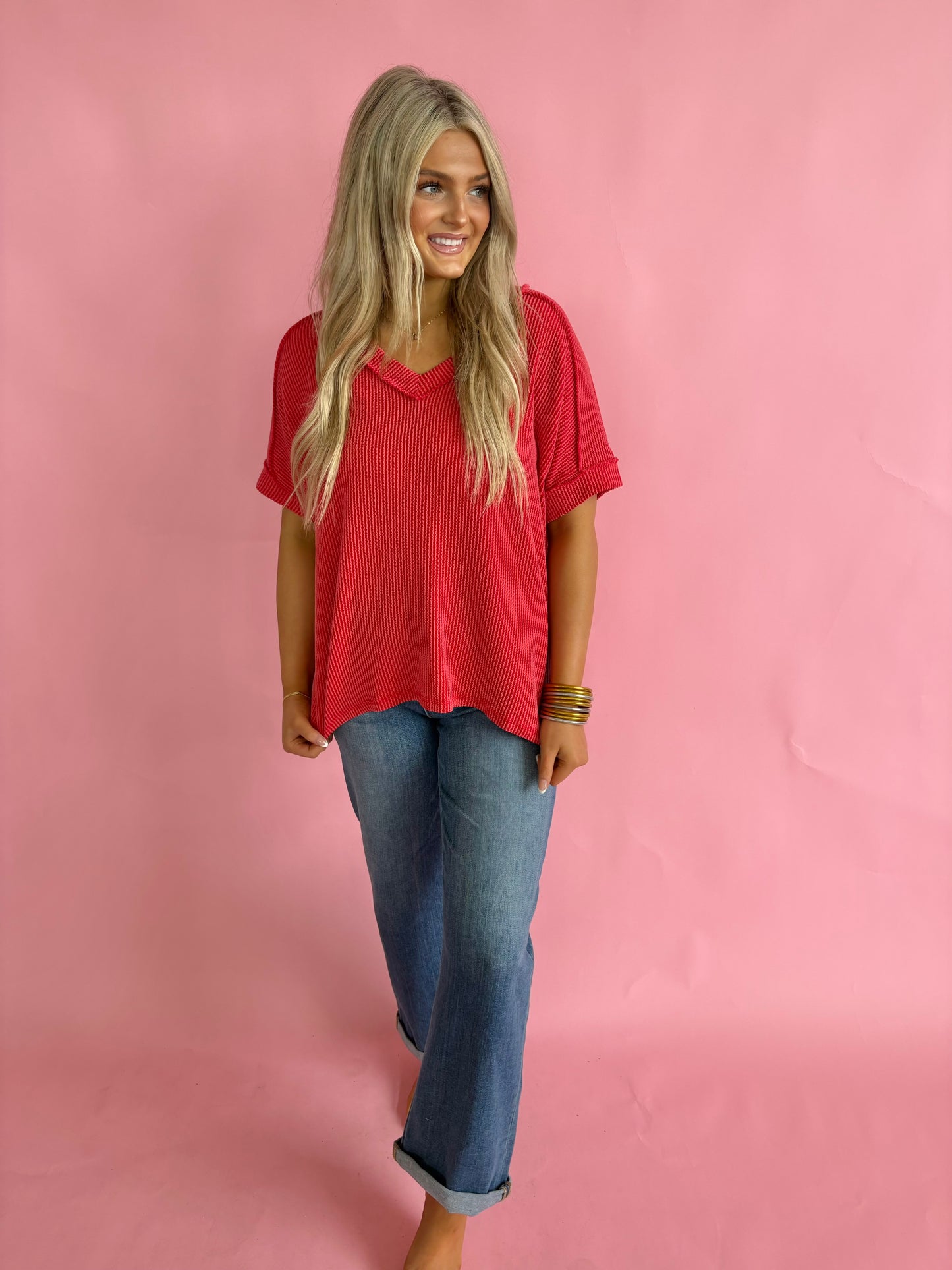 Ribbed V-Neck - Ruby
