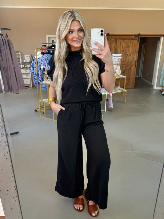 Puffy Sleeve Top - Black