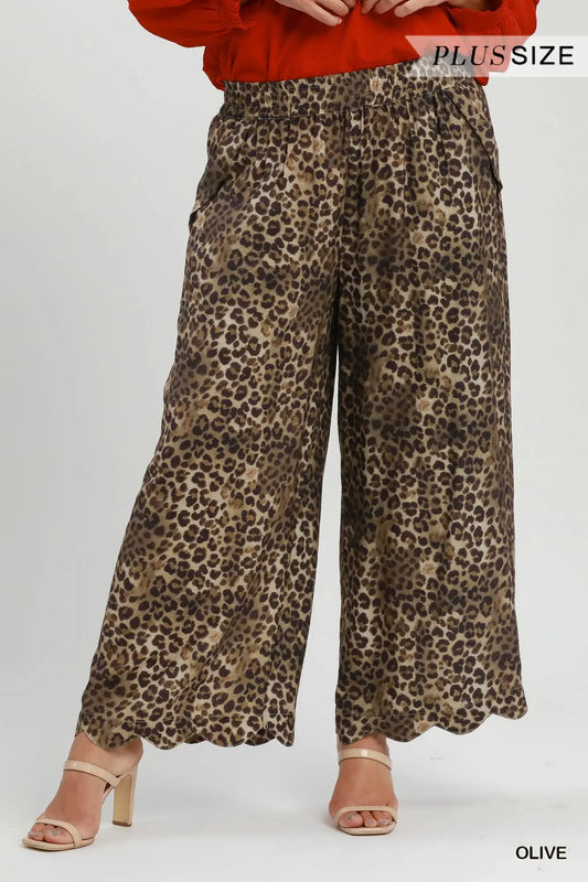 Plus Leopard Scallop Pant