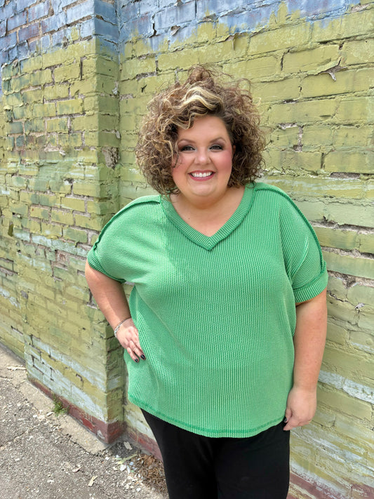 Plus Ribbed V-Neck - Kelly Green