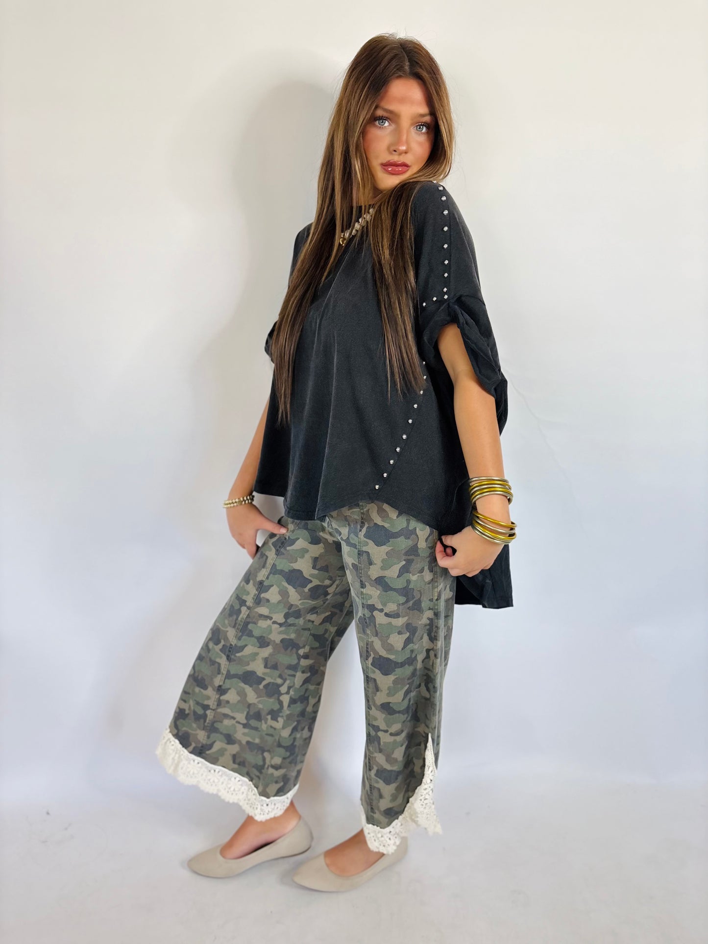 Studded High Low Tee-Black