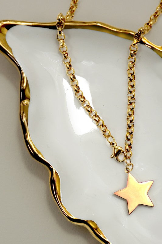 18k Star Necklace